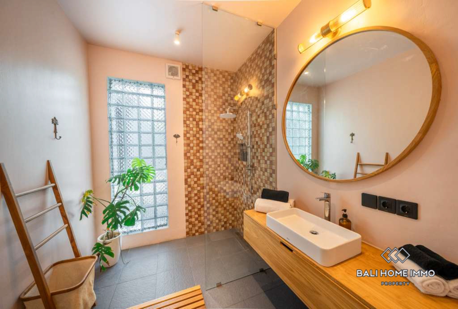 Ultimate Private Sanctuary 3 Bedroom Villa for Sale Leasehold in Bingin view 16