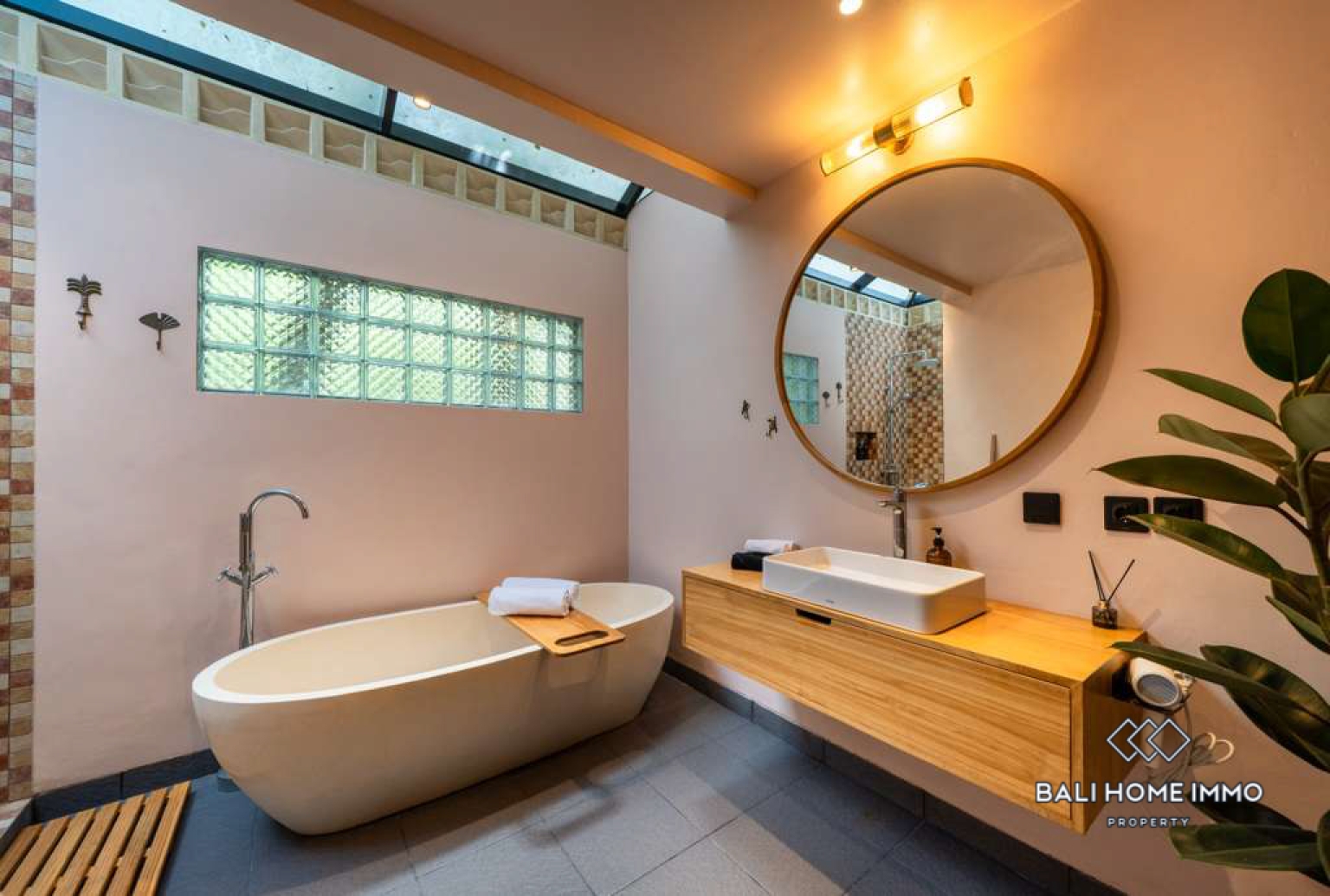 Ultimate Private Sanctuary 3 Bedroom Villa for Sale Leasehold in Bingin view 17