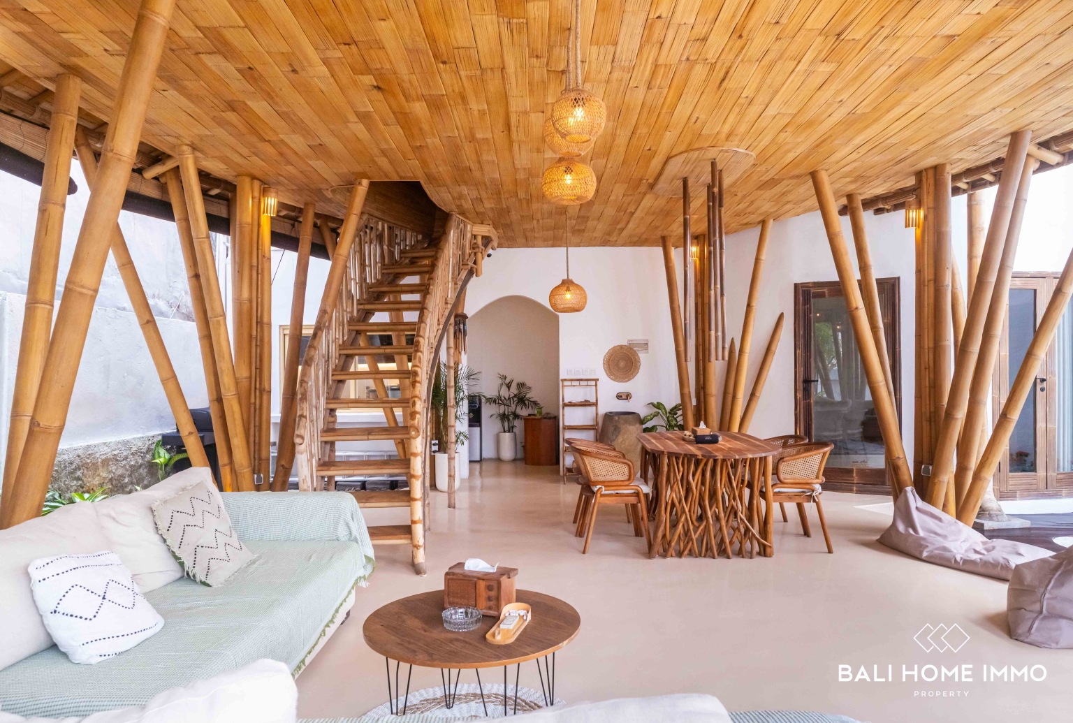 Unique Bamboo Style 2 Bedroom Villa for Sale in Buduk Bali view 4